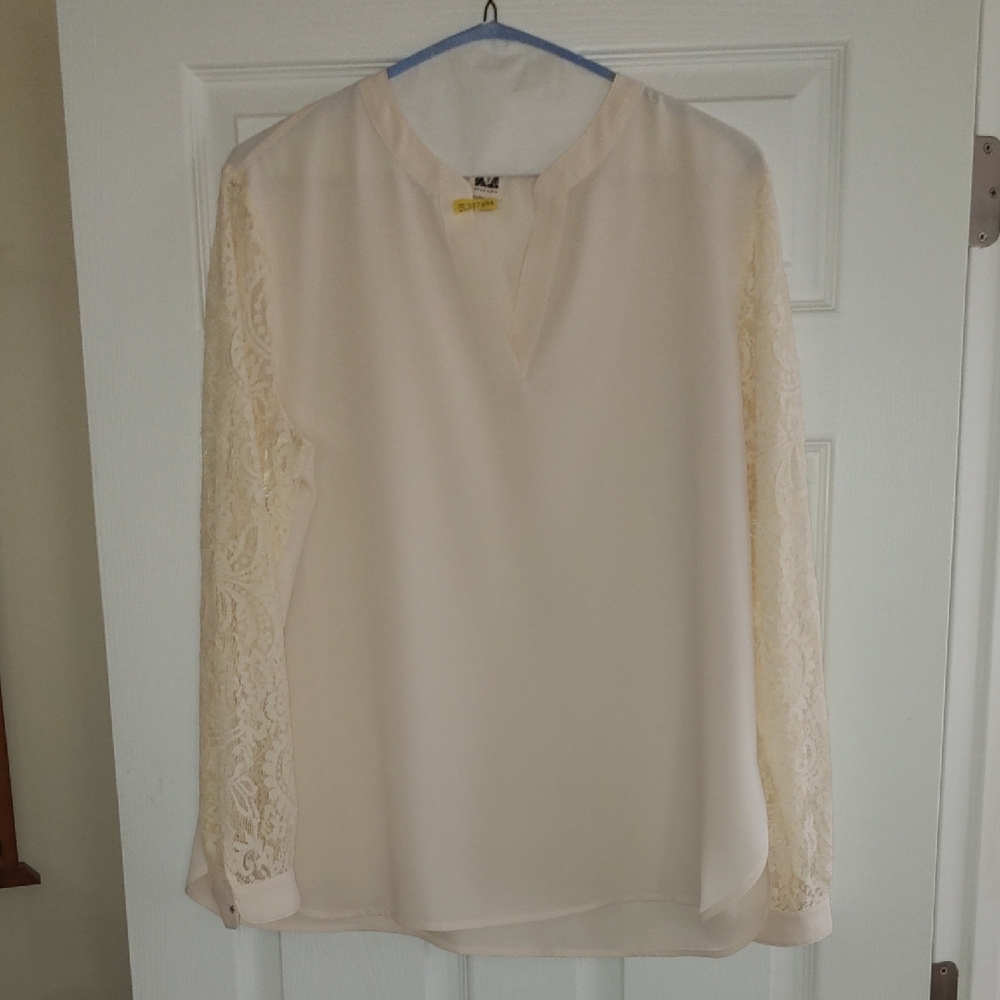 Anne Klein Ivory Blouse with Lace Sleeves